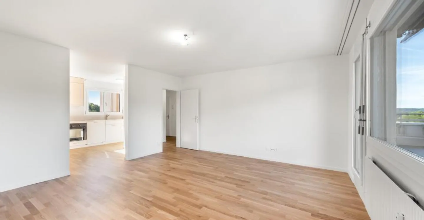 Beautiful penthouse apartment is looking for you! - Photo 6 of 11