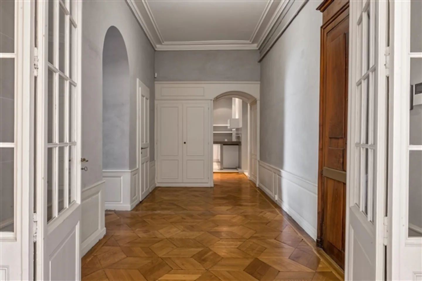 Appartement de 7 pièces - Photo 8 sur 13