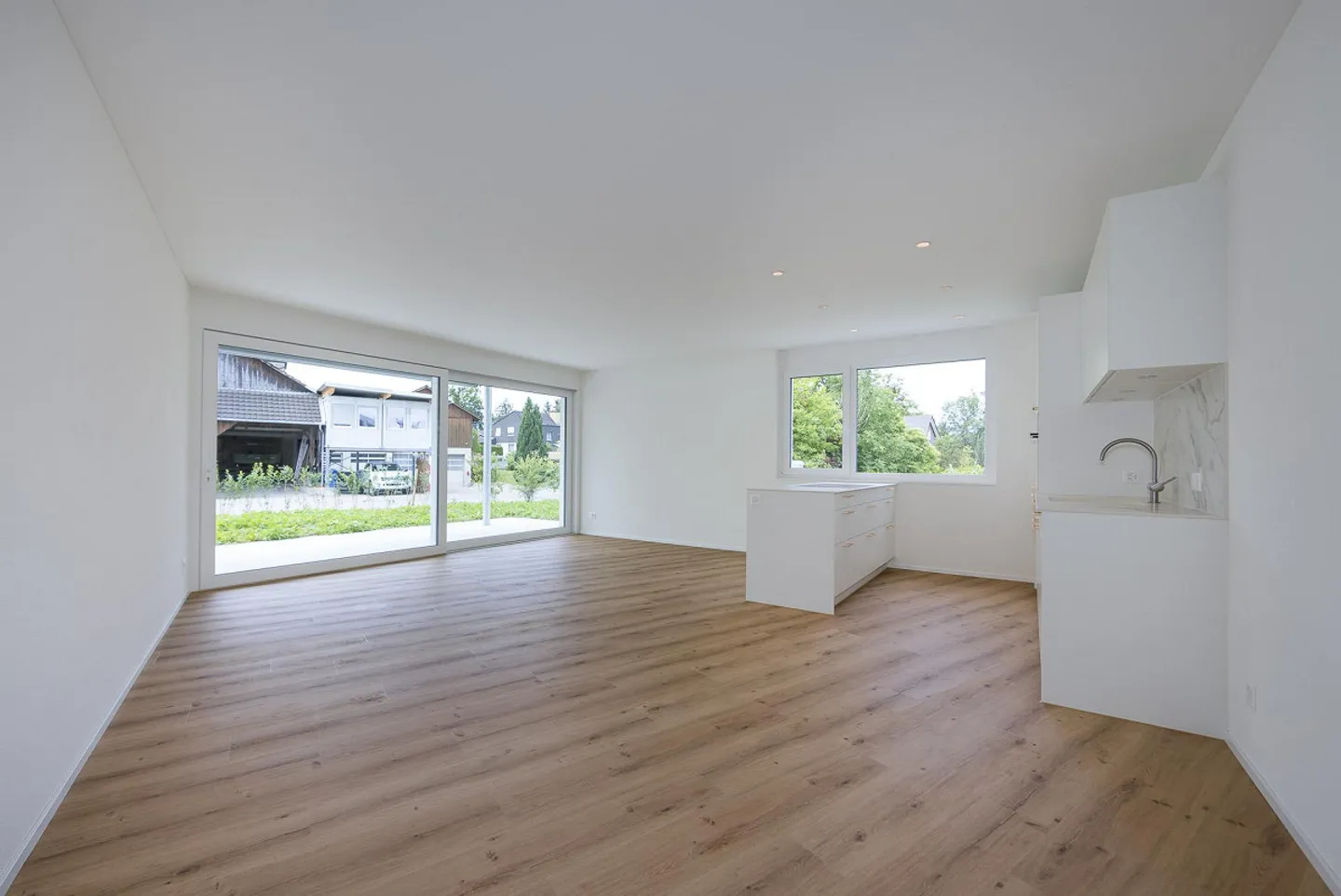 Appartamento giardino esclusivo di 4,5 stanze - vivere con stile a Jonschwil - Foto 1 di 11