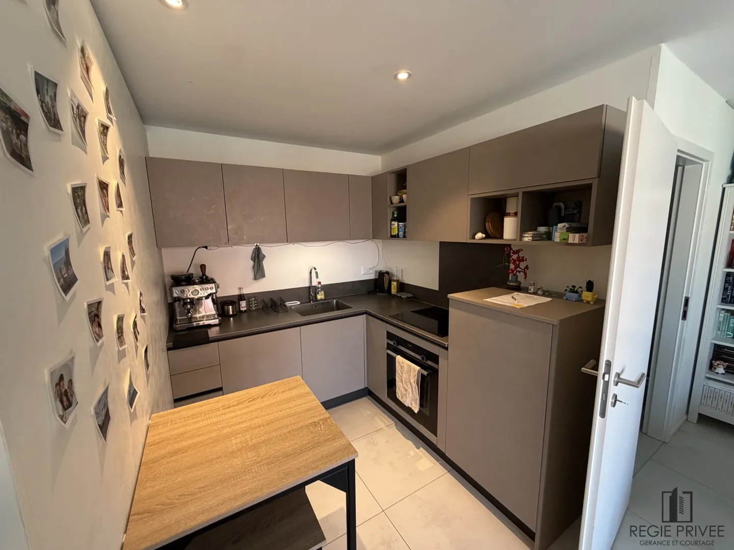 Modern Apartment in Gimel - Photo 2 of 6