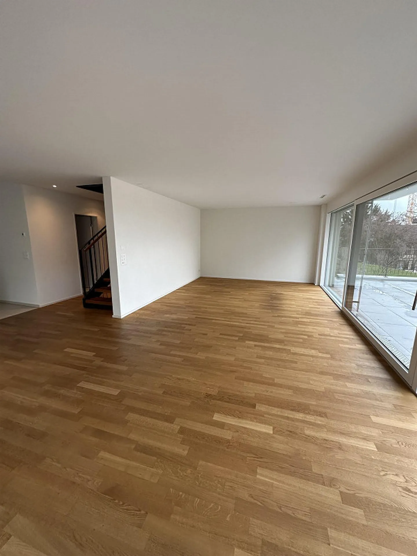 Traumhafte 4.5 Zimmer Duplex Wohnung über 3 Etagen - Foto 2 von 12