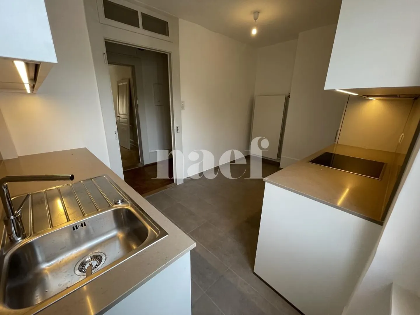 Charmant Appartement Centre-Ville - Photo 2 sur 8