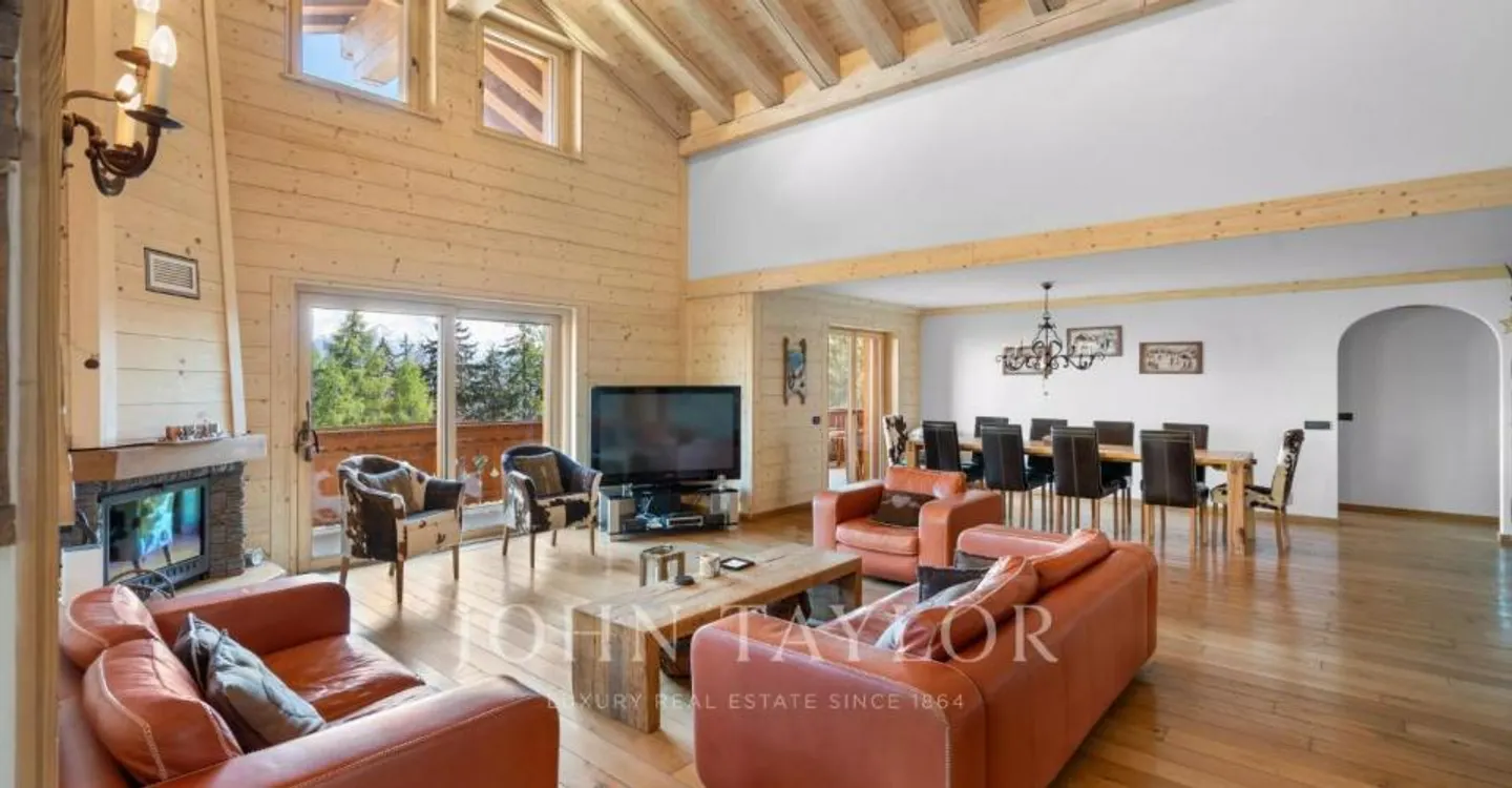 5.5 camere di lusso, soffitto a cattedrale, 4 suite, benessere a Crans - Foto 3 di 11