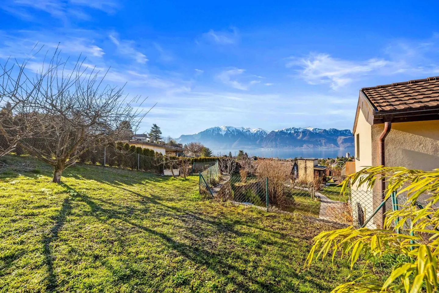 Große Villa mit zwei Wohneinheiten - Foto 6 von 13