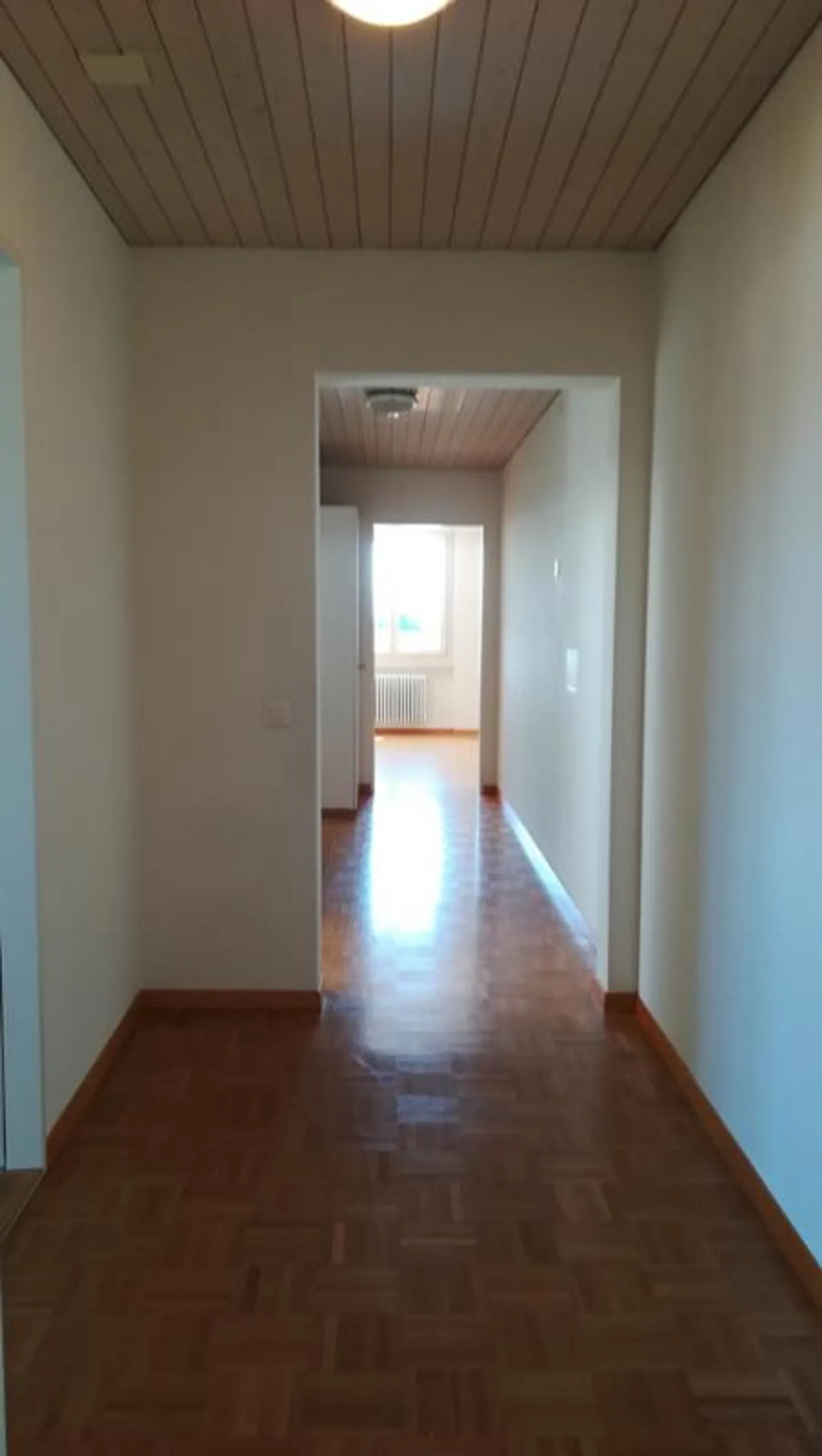 Cozy attic apartment in a quiet location - Photo 4 of 8