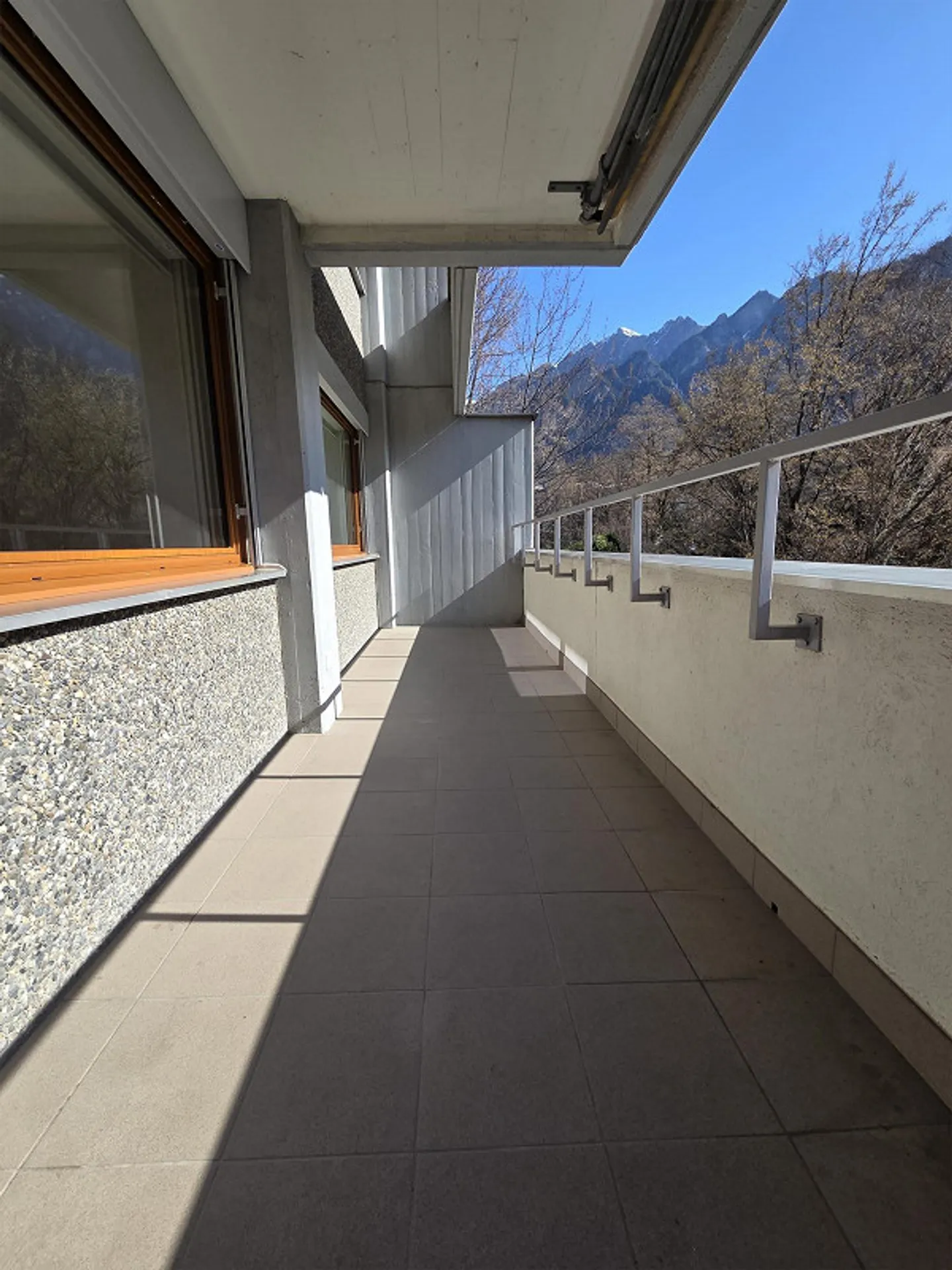 Vivere generosamente nel quartiere Lacuna - nessun diritto di costruzione - Foto 8 di 24