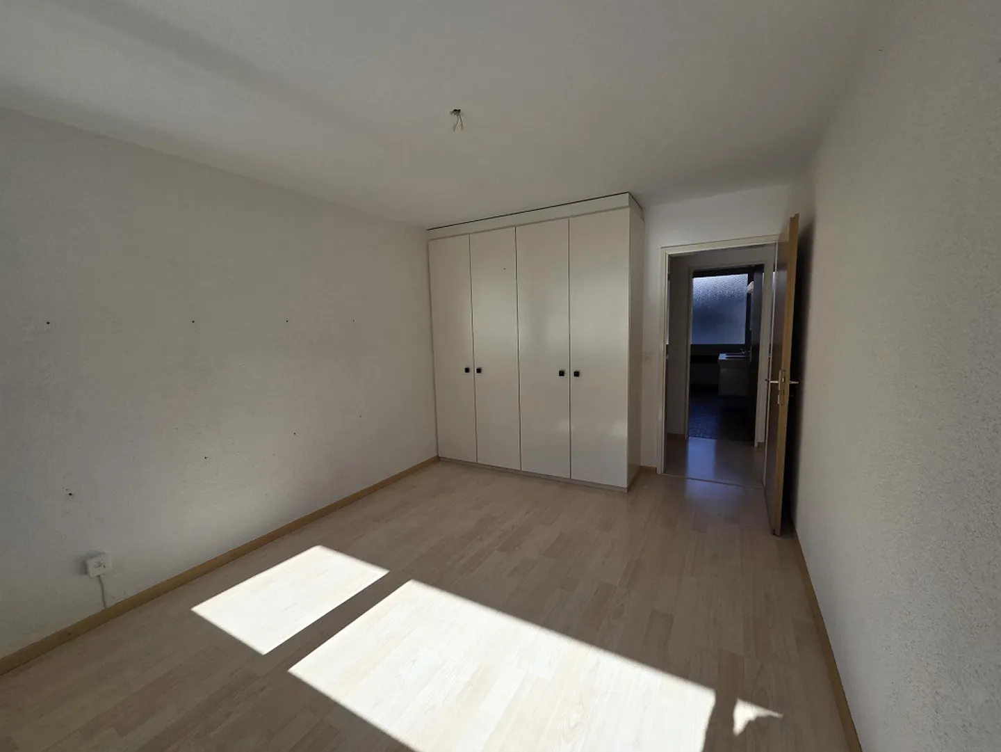 Vivere generosamente nel quartiere Lacuna - nessun diritto di costruzione - Foto 17 di 24