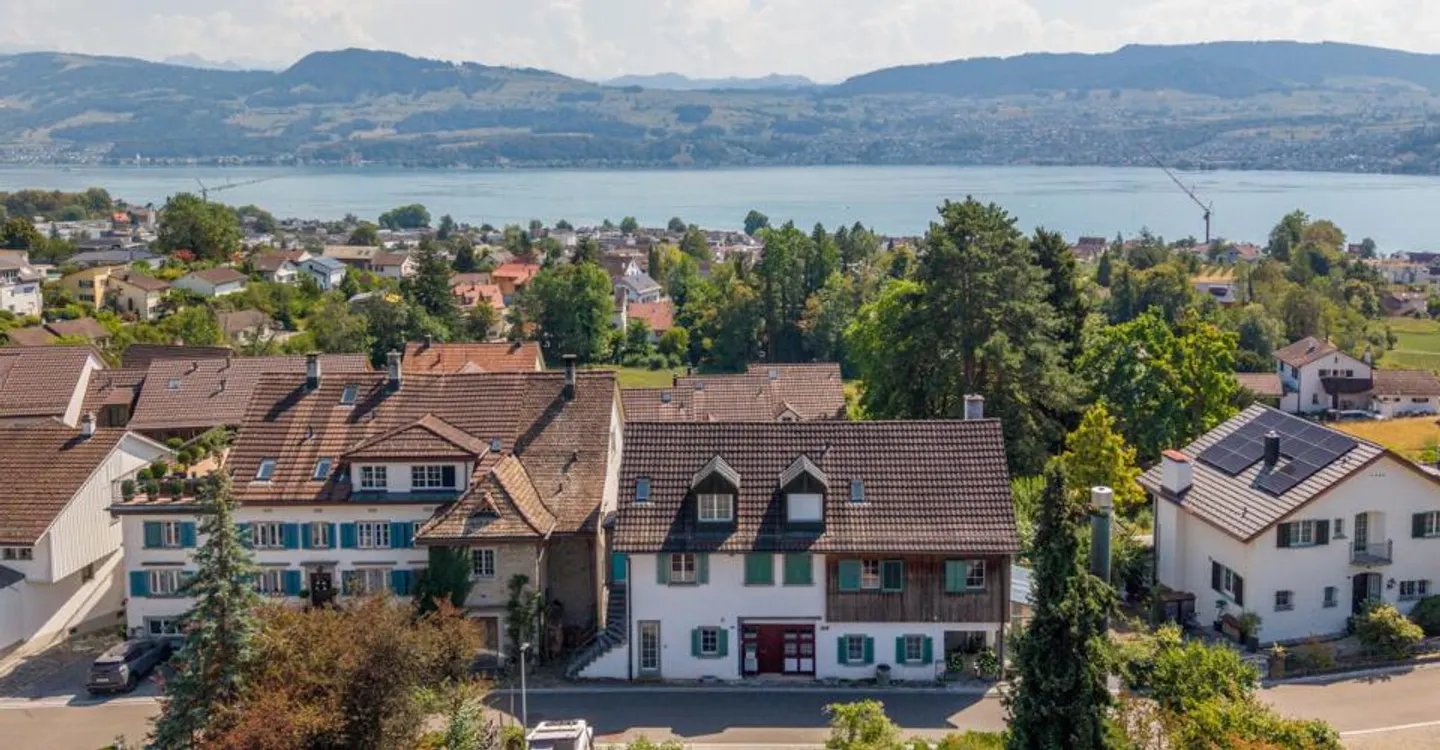 Reiheneckhaus für stilvolles Wohnen mit besonderem Ambiente - Foto 1 von 5