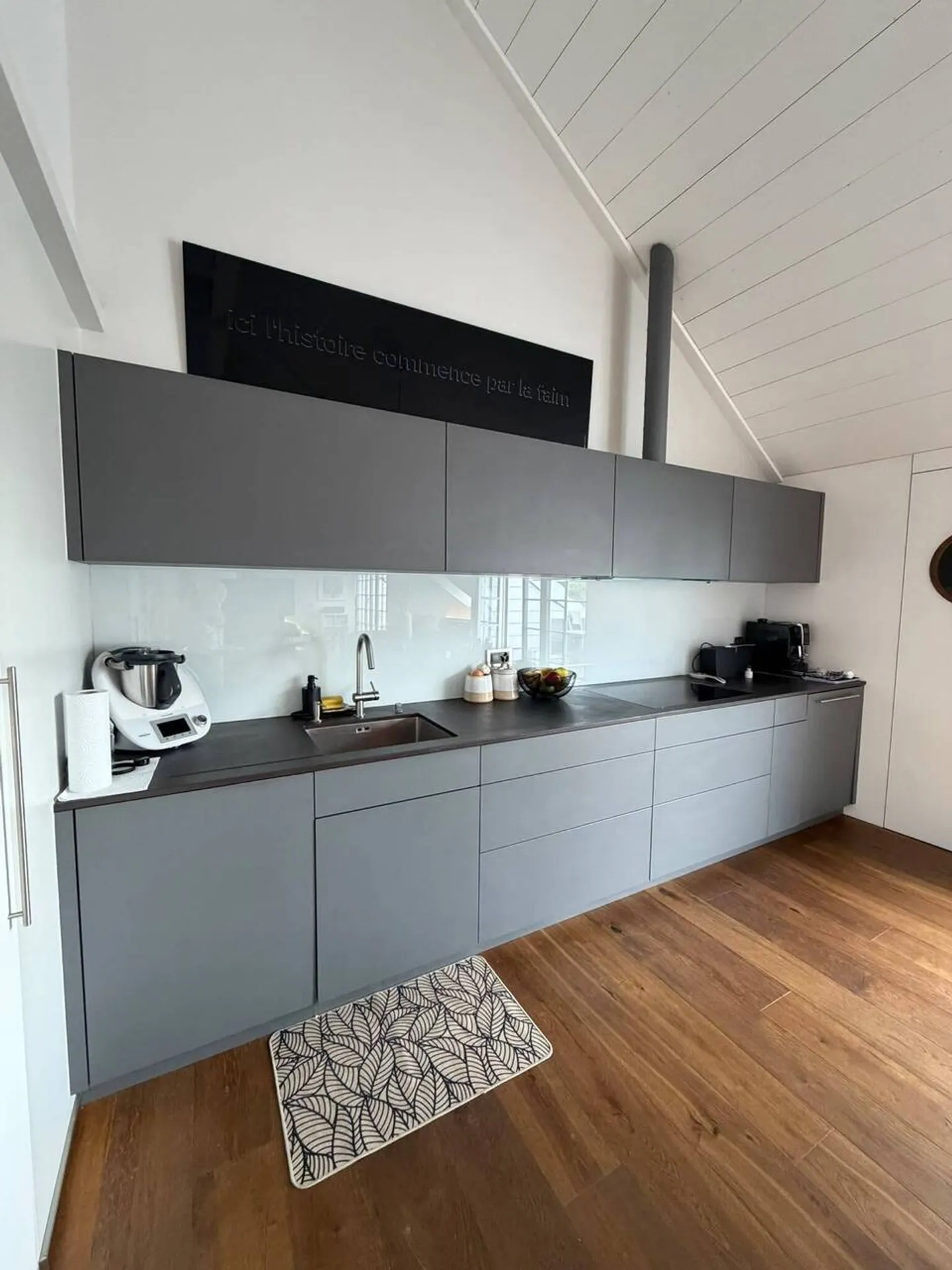 Luxury Duplex Penthouse in 4 Fontaines - Photo 9 of 19