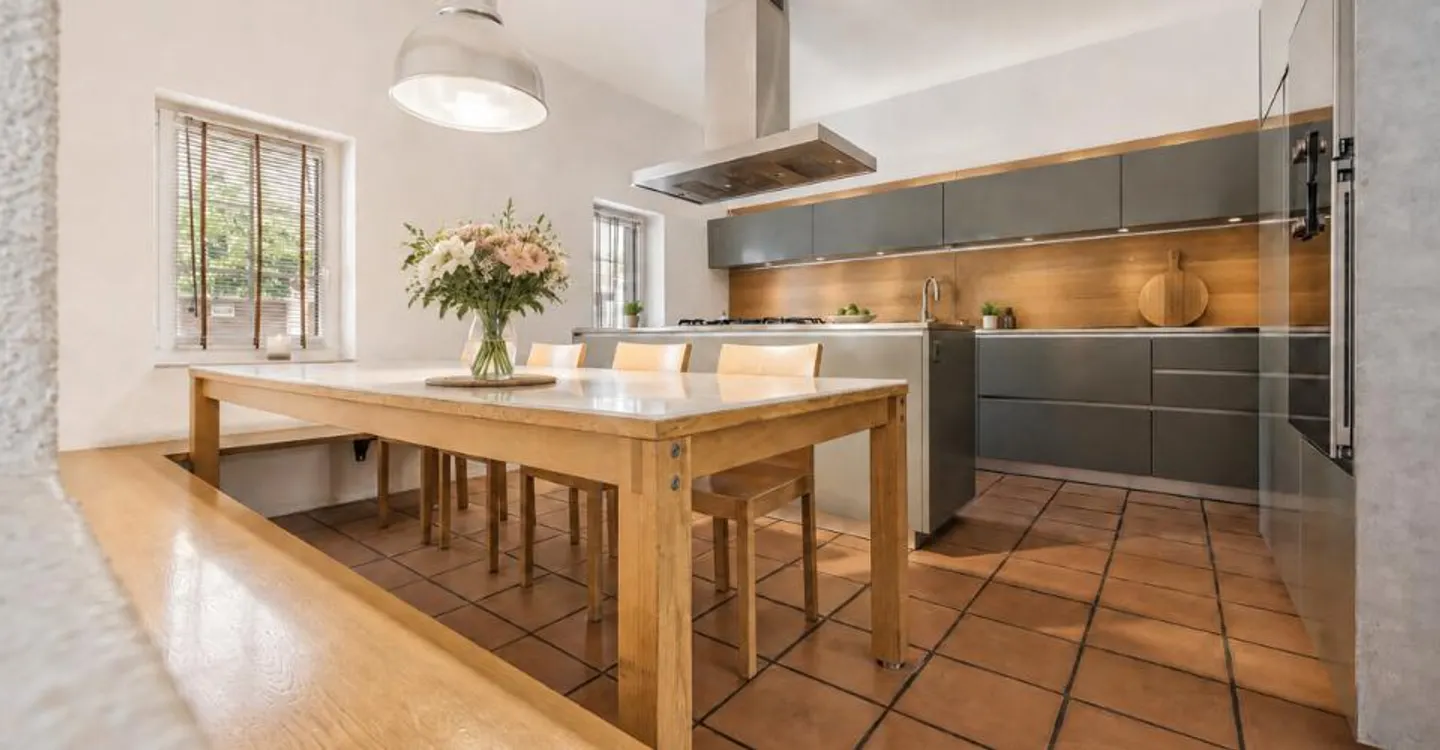 Reiheneckhaus für stilvolles Wohnen mit besonderem Ambiente - Foto 3 von 5