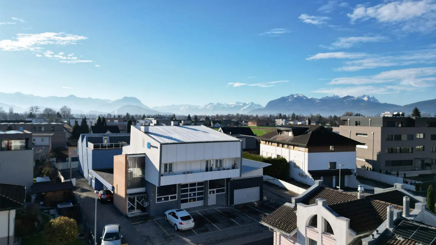 Panoramic view from a 4.5 room penthouse apartment with roof terrace - Photo 10 of 11