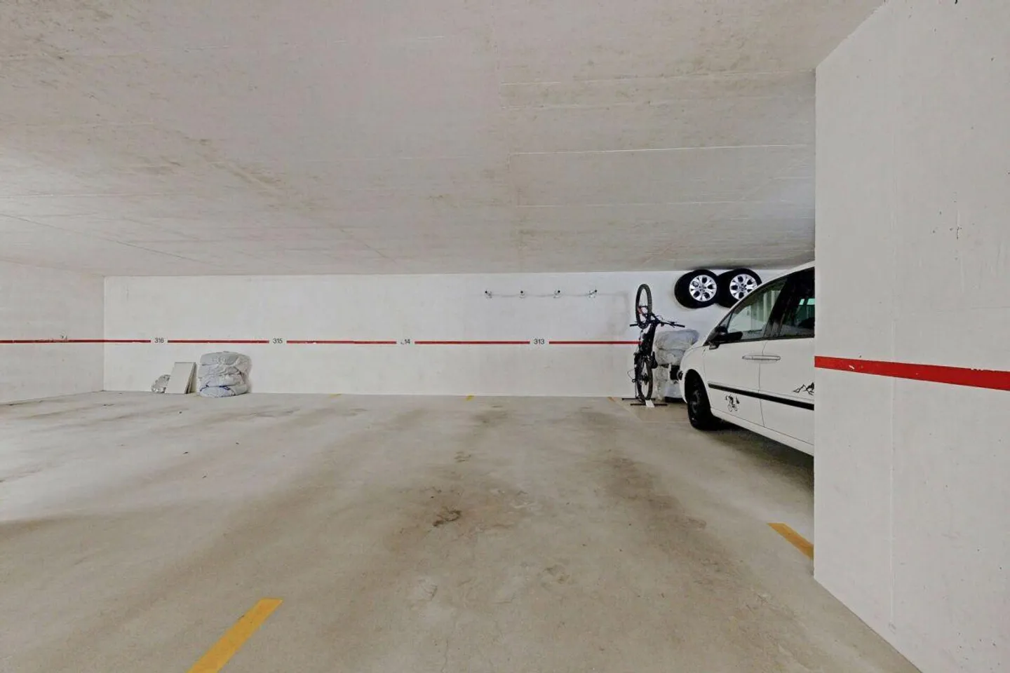 Appartamento duplex luminoso di 3,5 stanze in una posizione tranquilla ma centrale... - Foto 15 di 19