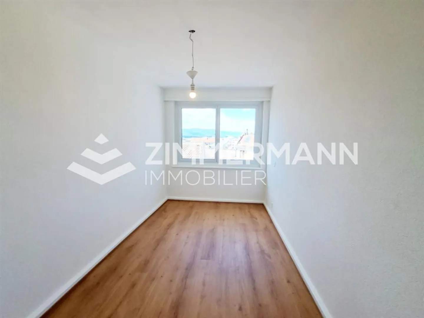 Appartement spacieux 5.5 pièces - Photo 4 sur 13