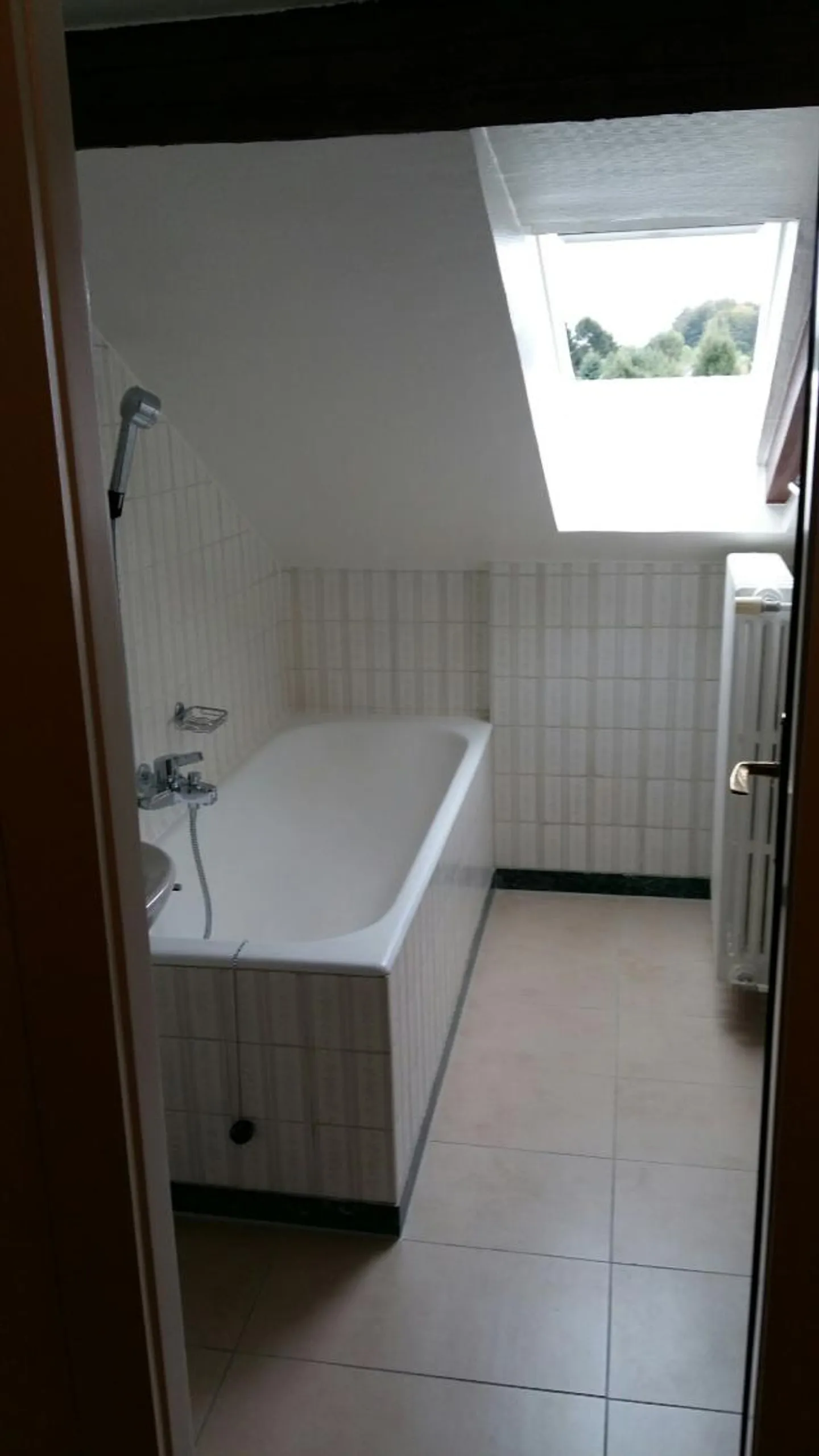 Apartment with 5.5 rooms in the attic with a lot of charm, 1st floor, approx. 129 m2 - Photo 5 of 7