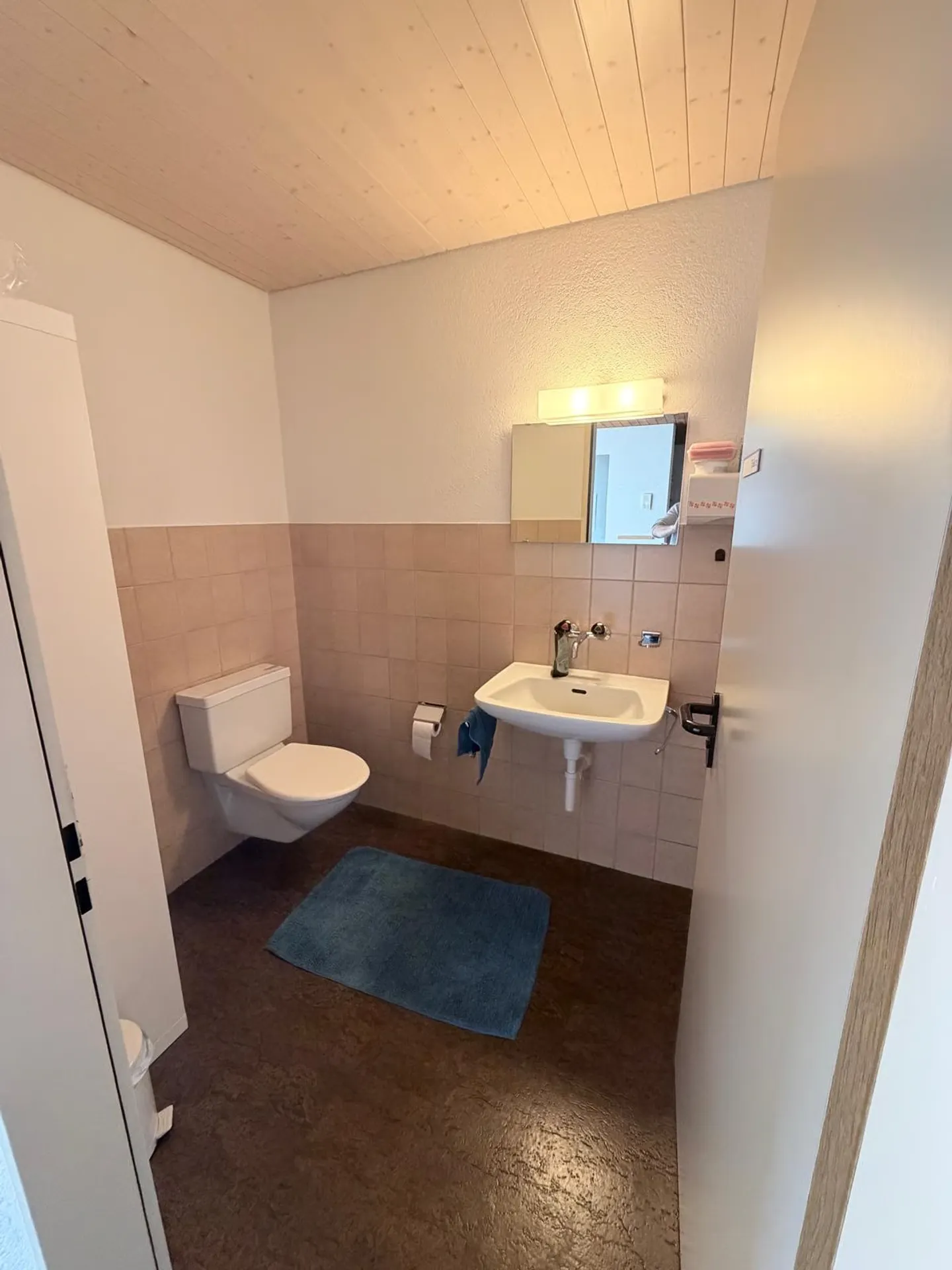Geräumige Gewerberäume zu Vermieten - Foto 6 von 7