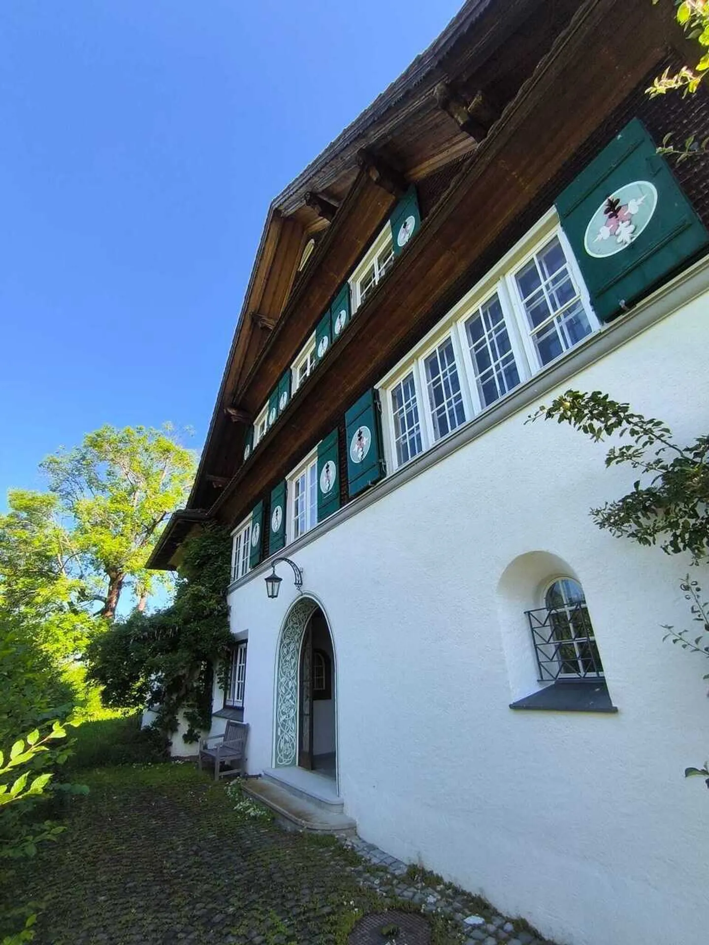 Charmante Villa mit Panoramablick - Foto 2 von 8