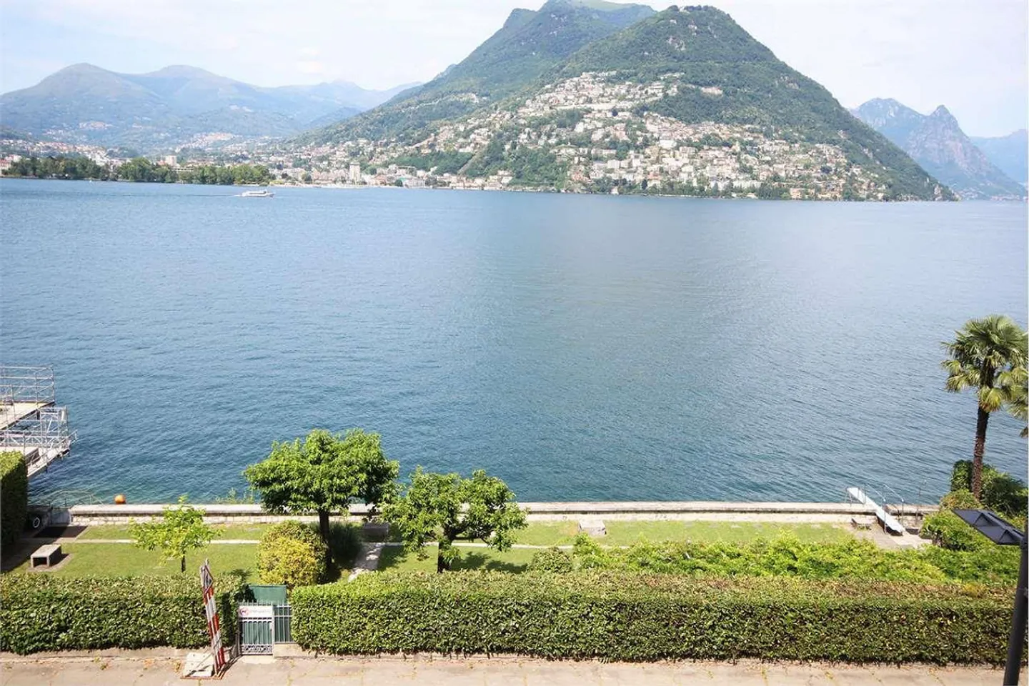 Elegant 3.5-Room Apartment with Lake View and Terraces - Photo 1 of 13