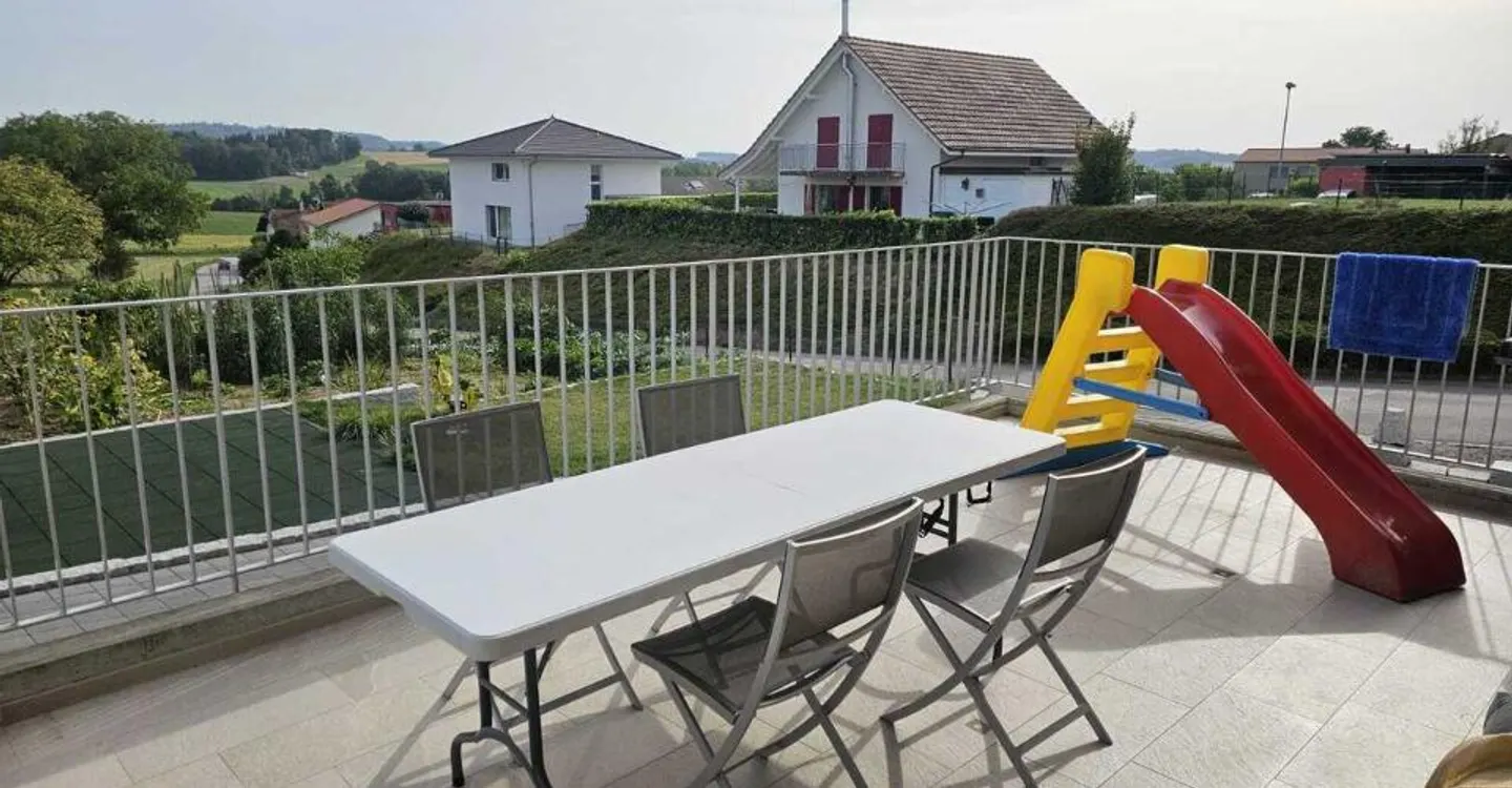 4½ pièces - Avec une terrasse - Foto 4 di 12