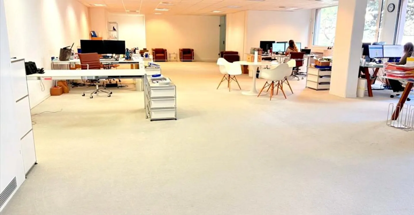 Office space for rent - Photo 6 of 8