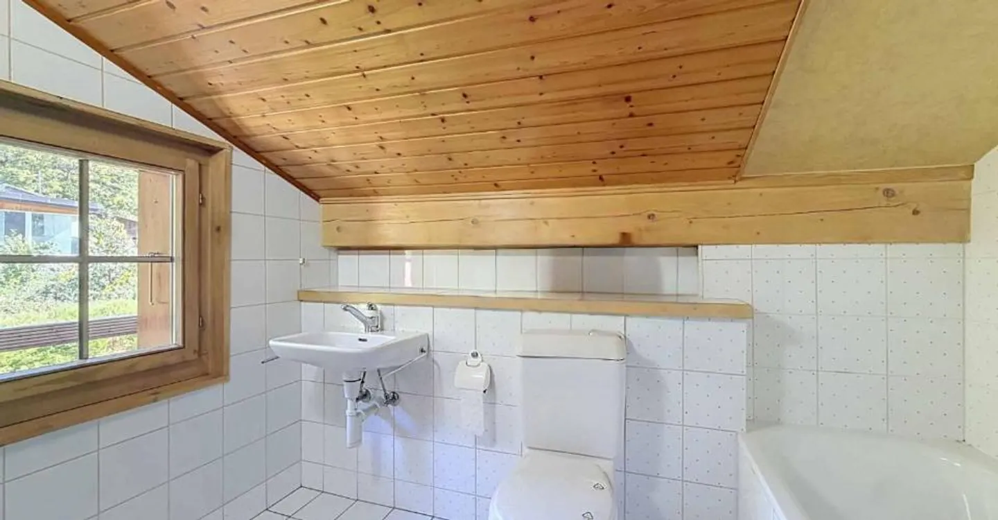 Villa con 3 appartamenti in un contesto bucolico - Foto 11 di 12