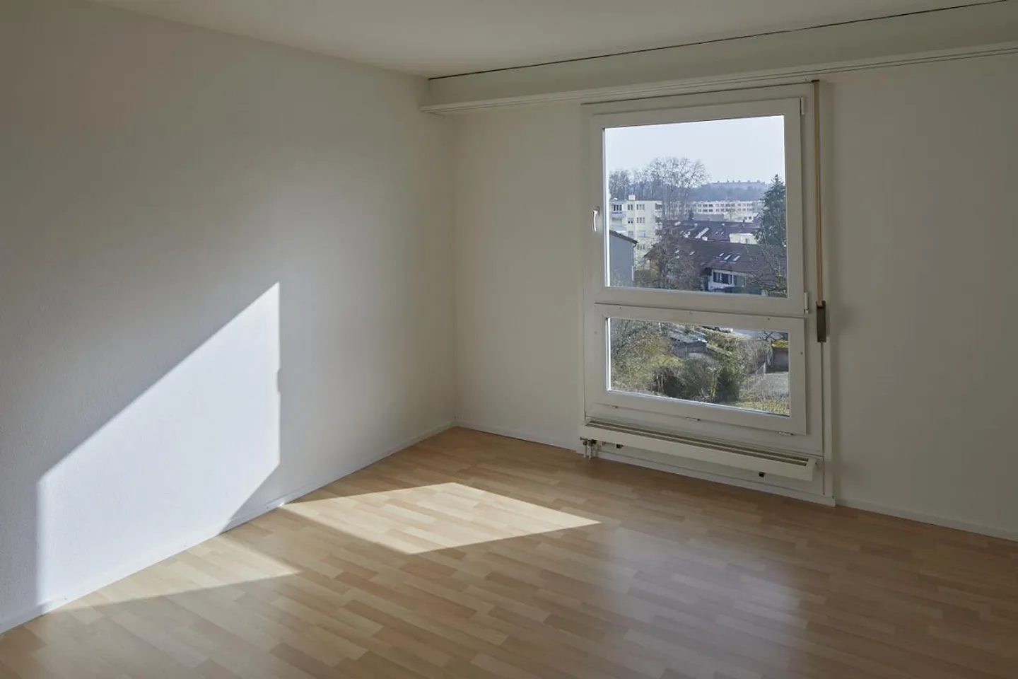 Renovierte Garten-Wohnung in Aarau-im Grünen und doch zentral - Foto 4 von 15