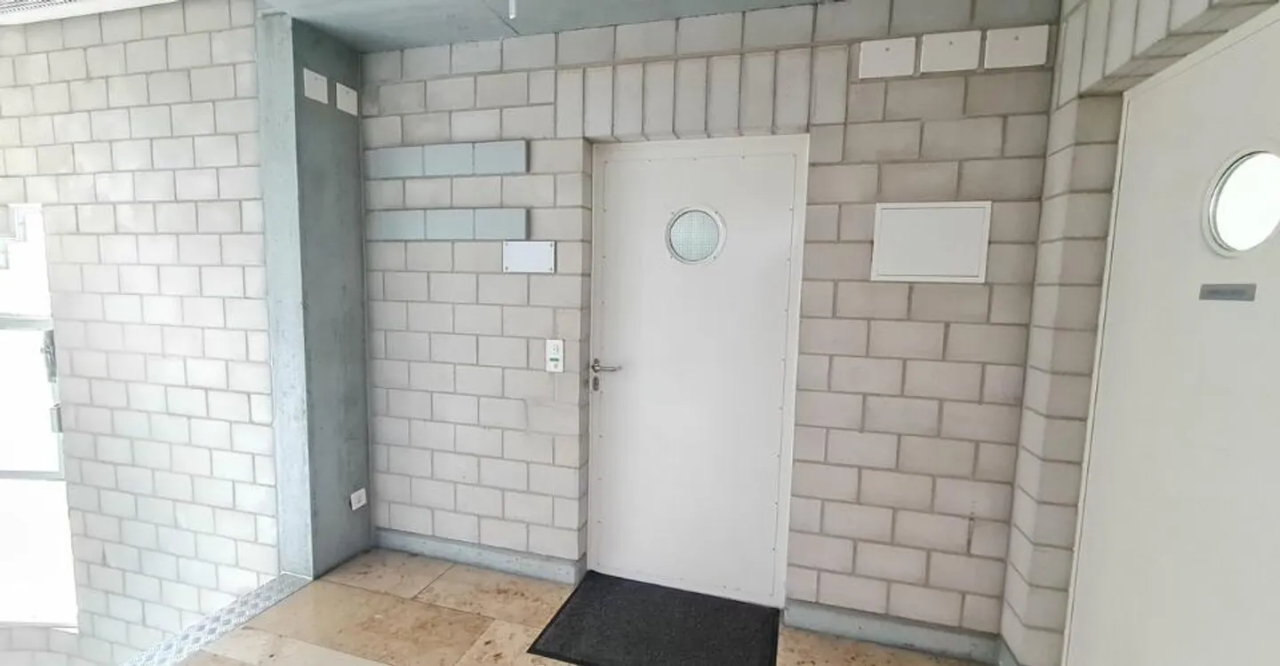 Office / commercial space of 75 m2 - Photo 4 of 12