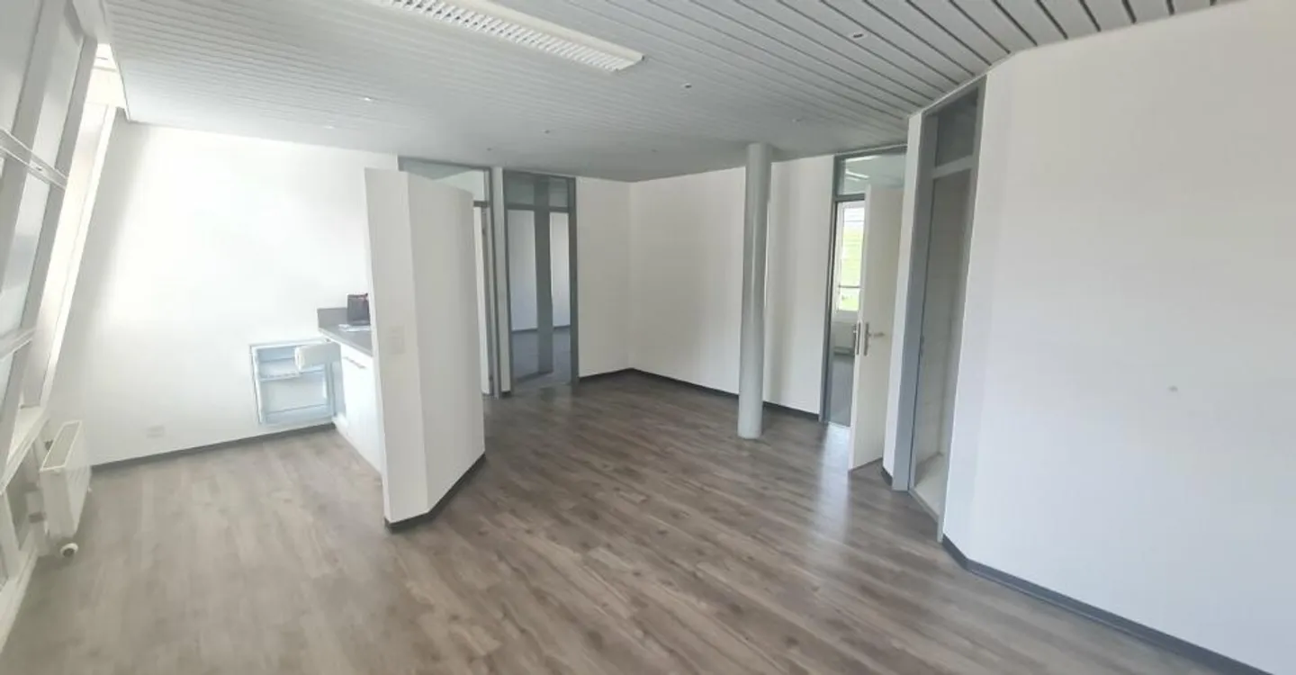 Office / commercial space of 75 m2 - Photo 7 of 12