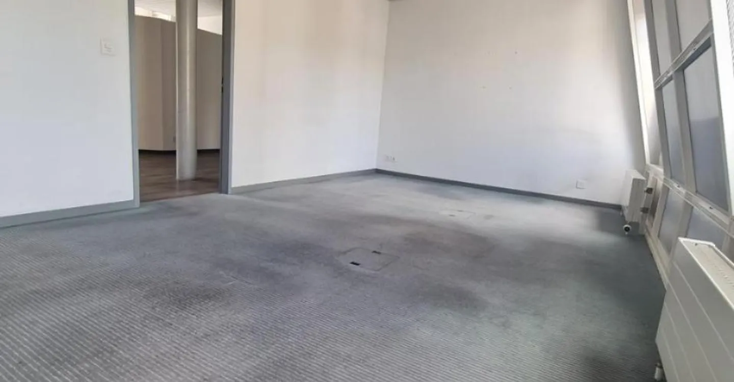 Office / commercial space of 75 m2 - Photo 9 of 12