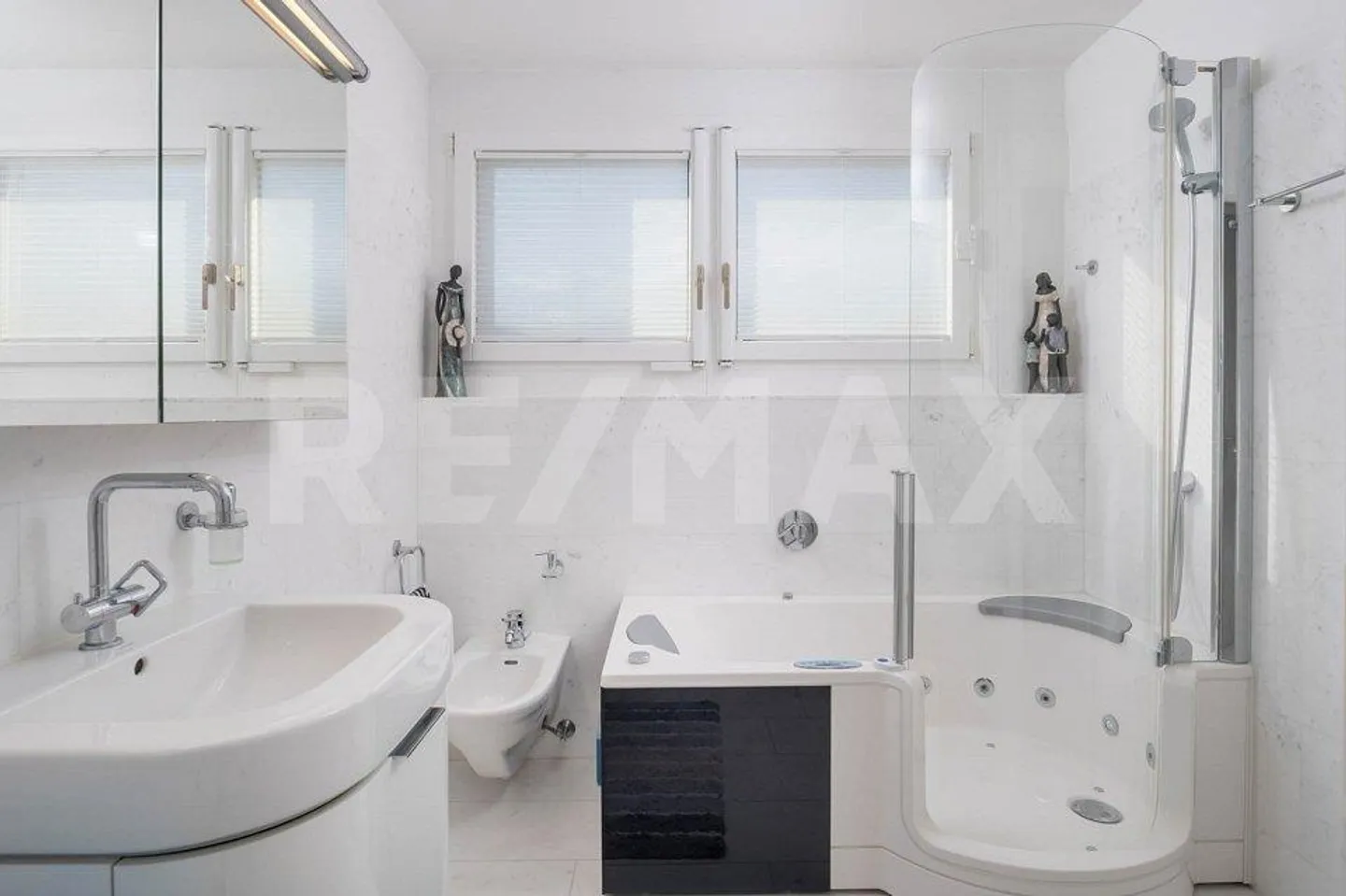 Exklusive 3.5-Zimmer-Attikawohnung am begehrten Lägerenhang in Wettingen - Photo 13 of 13