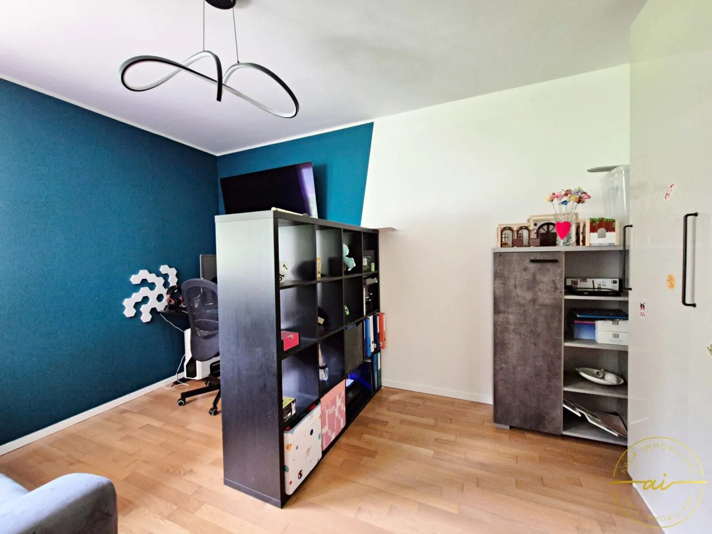 BELLISSIMO APPARTAMENTO DI 4.5 LOCALI CON DUE TERRAZZE - Foto 11 di 13