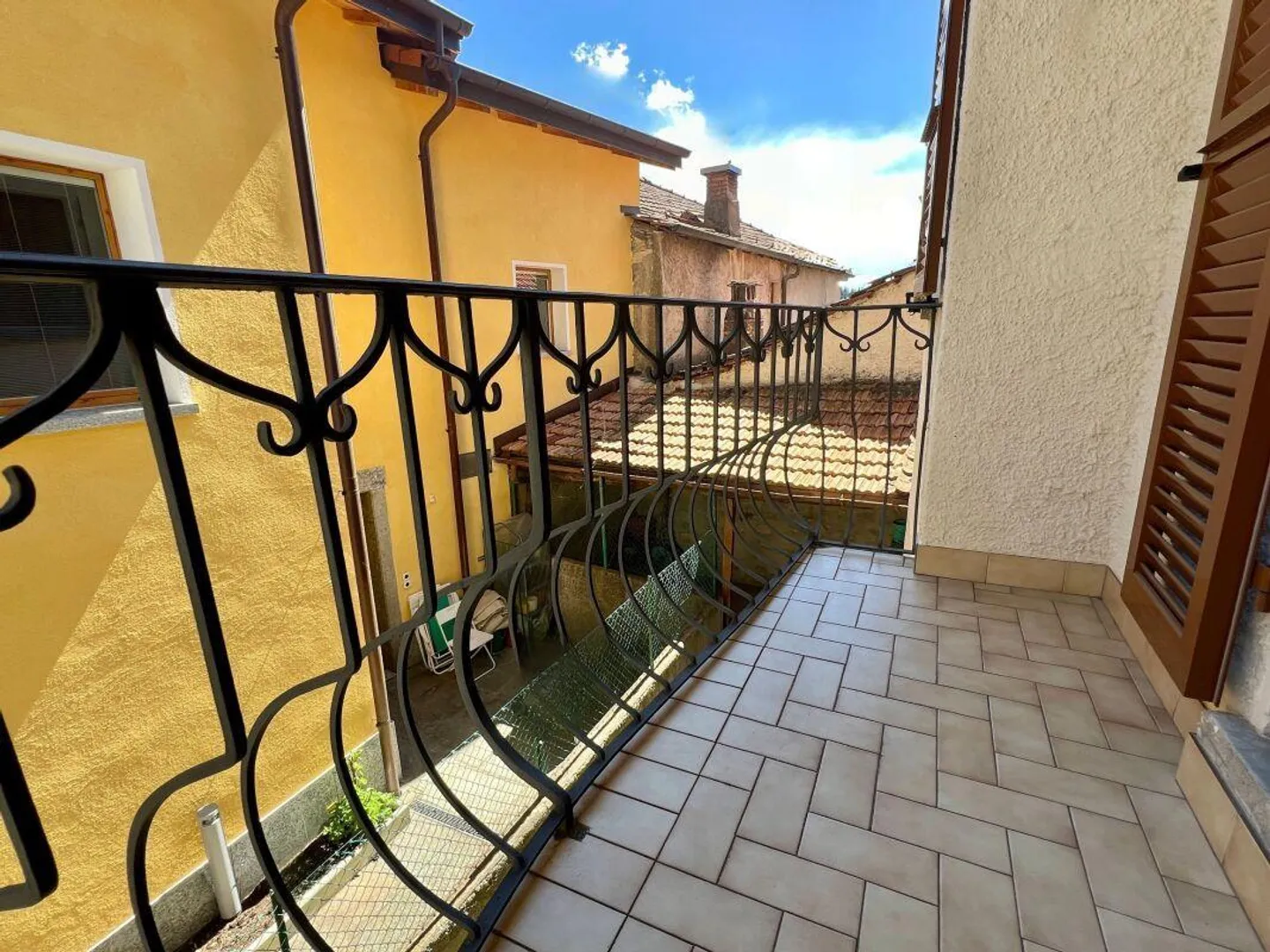 Charming Duplex in Caneggio - Photo 3 of 15