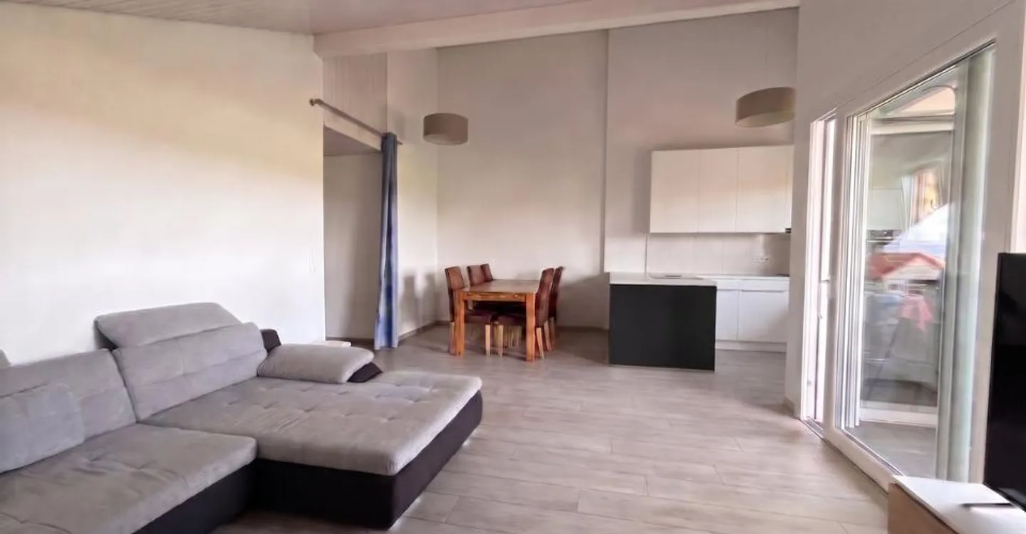 Appartement Charmant avec Vue Campagne - Photo 4 sur 12