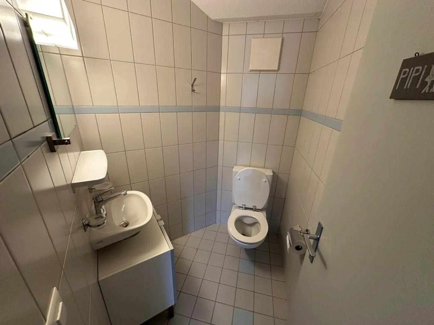 Appartamento attico 3.5 locali quasi nuovo con vista aperta - Foto 6 di 9