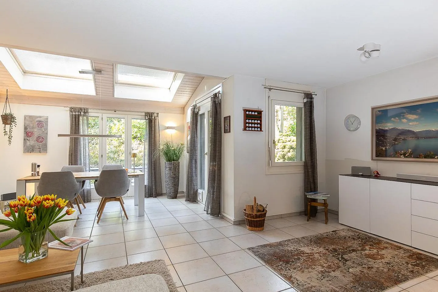 Your property on the outskirts of Zurich - Photo 1 of 7