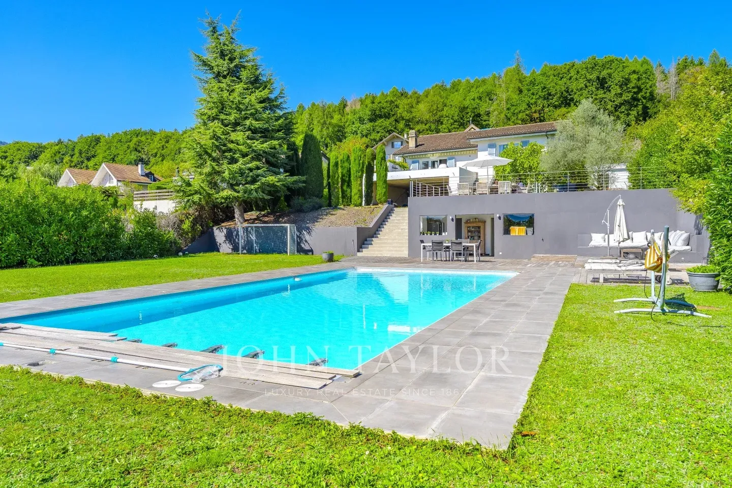 Elegante Villa mit Panoramablick ? Genolier Mont-Blanc Genfersee Alpen - Foto 5 von 11