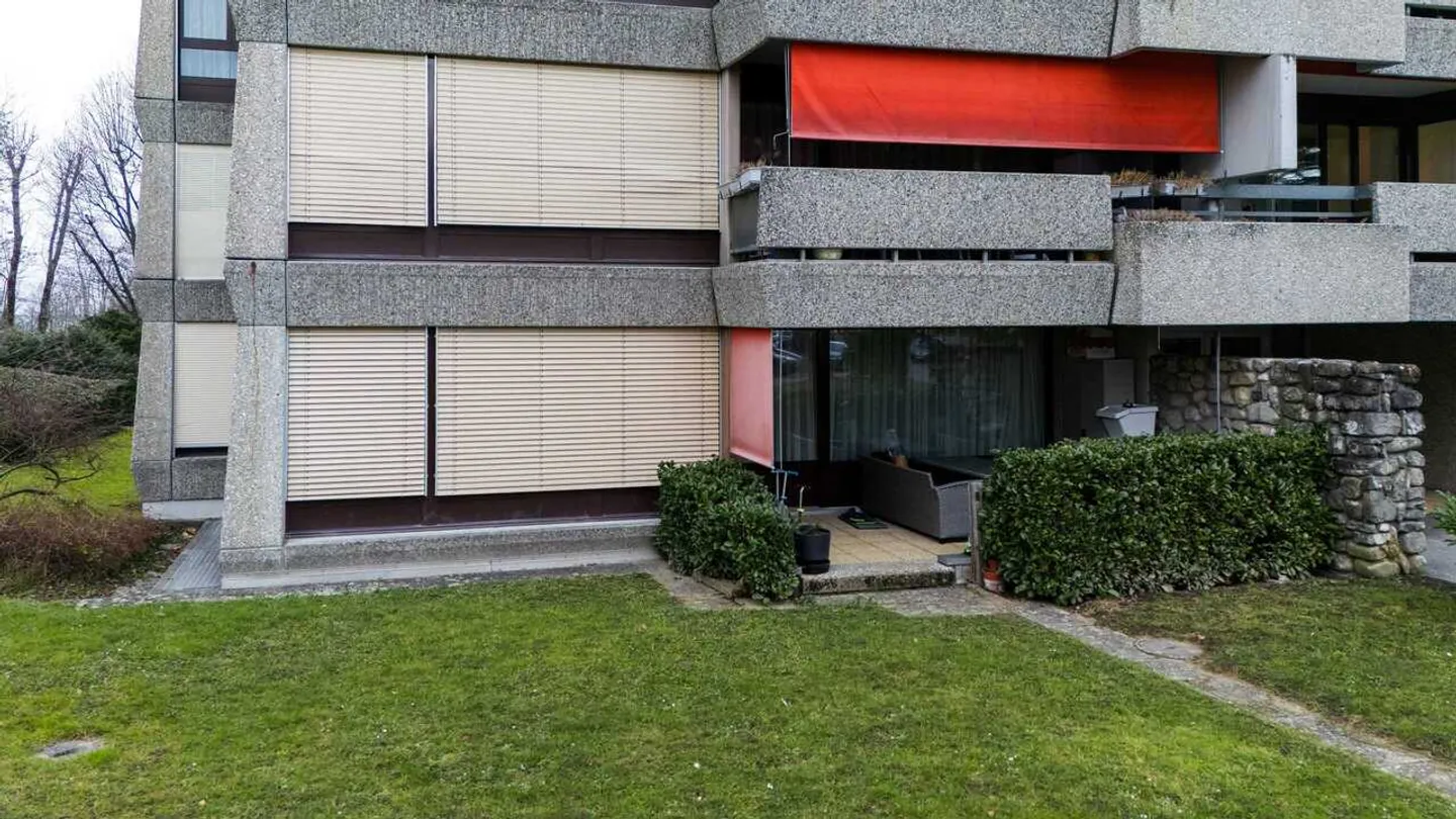 5.5-room garden apartment with terrace, centrally located in Fribourg for sale - Photo 2 of 13