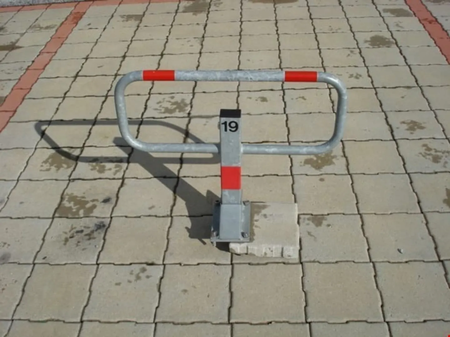 Parcheggio esterno per 2 camion, 2 camper, 4 auto o spazio di stoccaggio - Foto 13 di 13