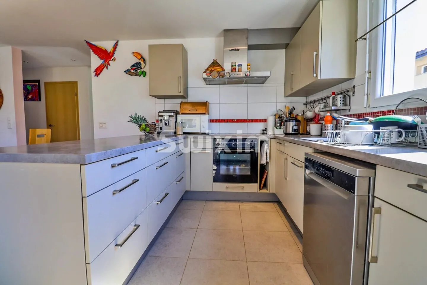 Charming Detached Villa - Photo 3 of 8