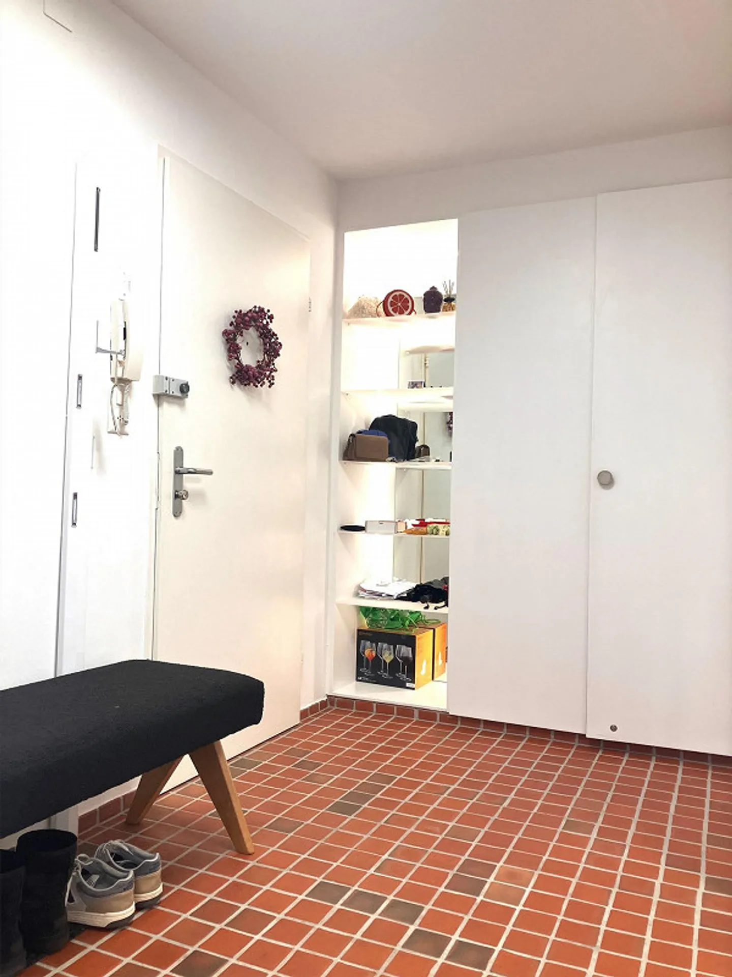 Sonnige Wohnung mit verglastem Balkon - Foto 7 von 10