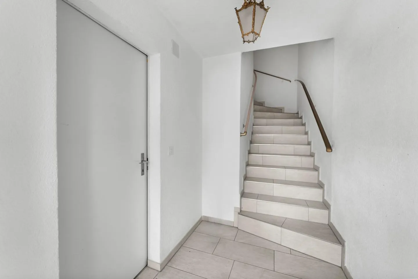 Reihenhaus mit Potenzial - gestalten Sie Ihr Traumhaus! - Foto 4 von 15
