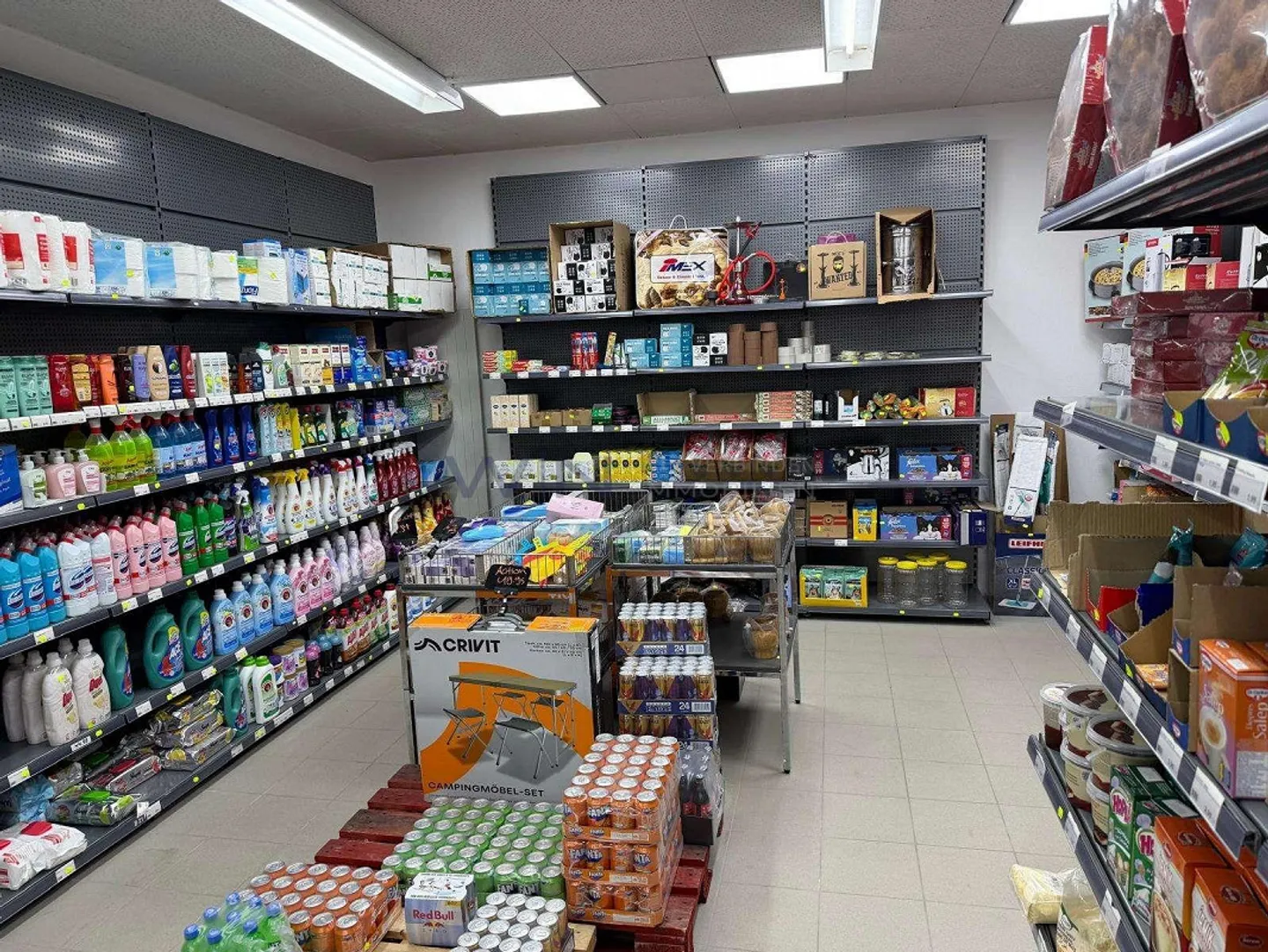 Negozio di quartiere pronto all'uso con inventario - Migliore posizione per un fatturato sostenibile - Foto 6 di 9