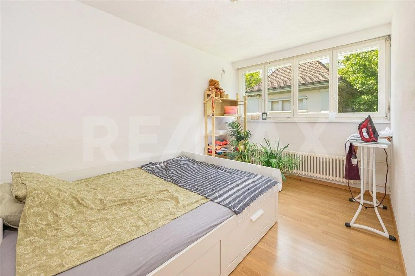 Sunny Balcony Meets Charming Living - Photo 6 of 12