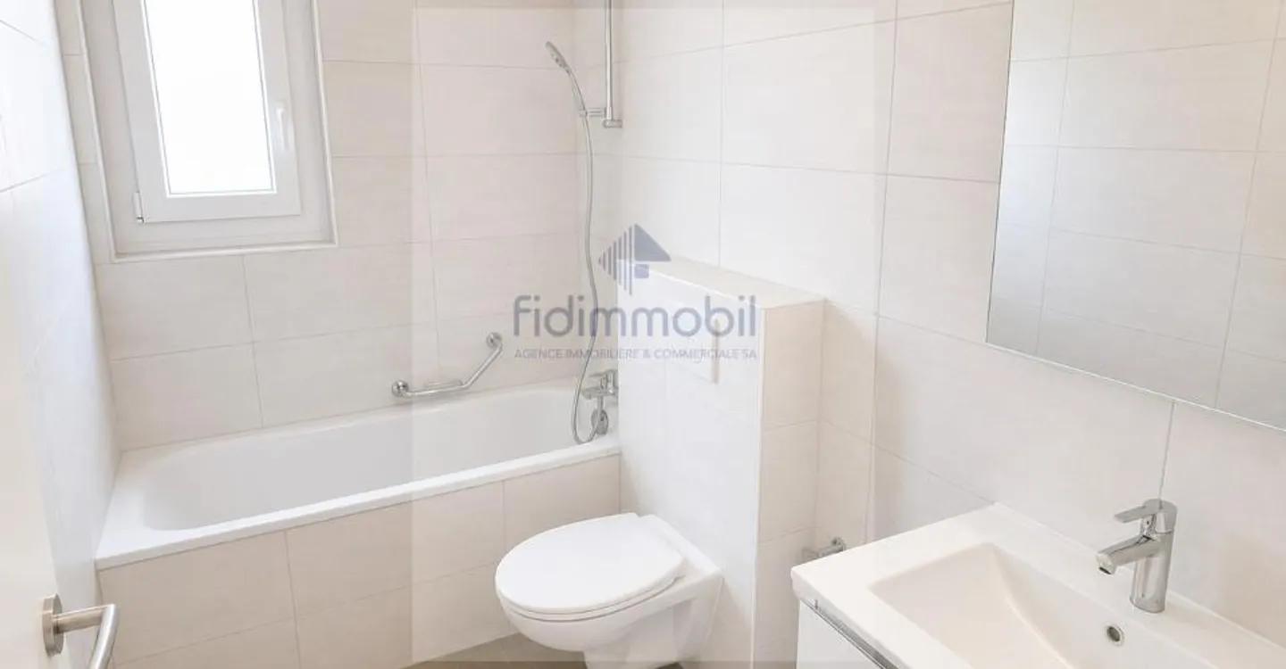 Appartamento di 3 locali completamente ristrutturato a Corcelles - Foto 4 di 4