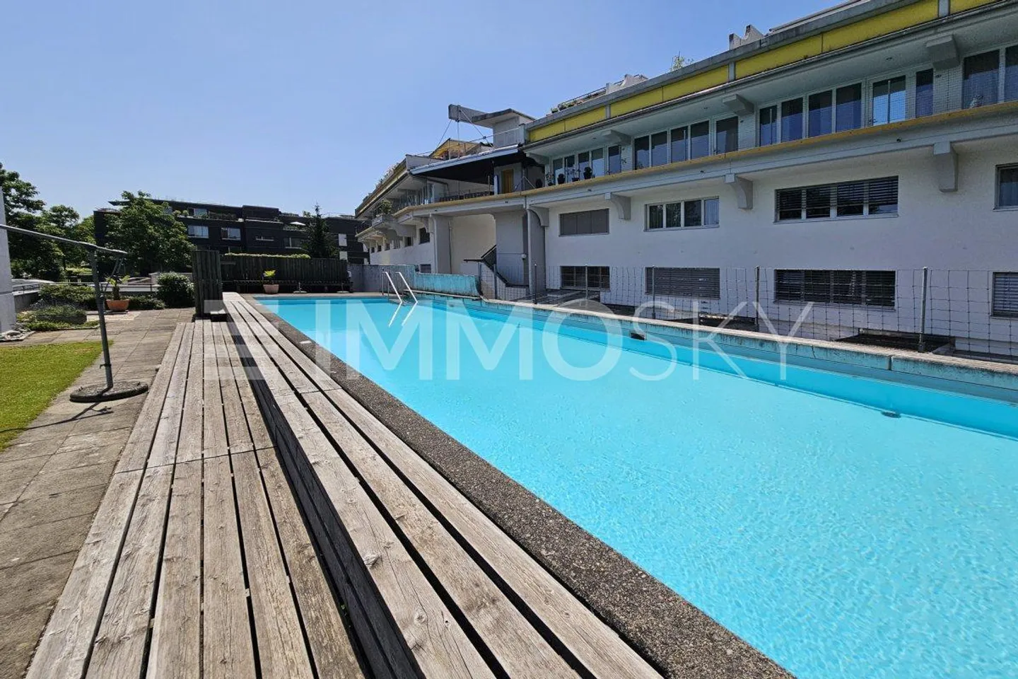 Charmantes Zuhause mit Pool - Foto 1 von 5