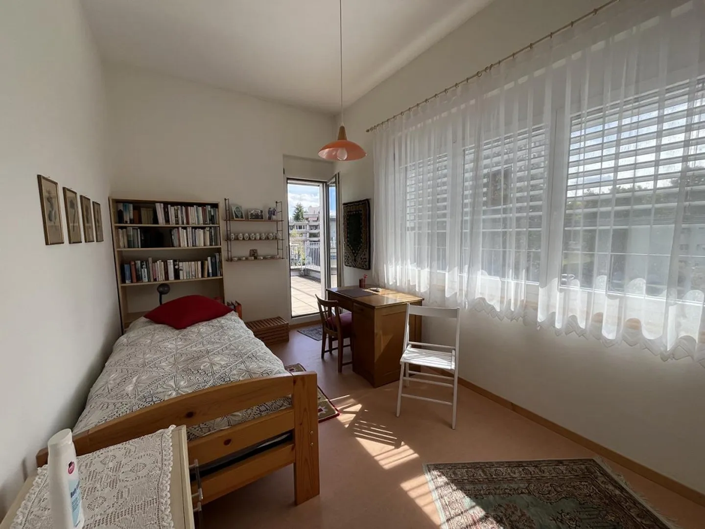 4.5-room penthouse apartment with plenty of privacy in Schaffhausen - Photo 8 of 21