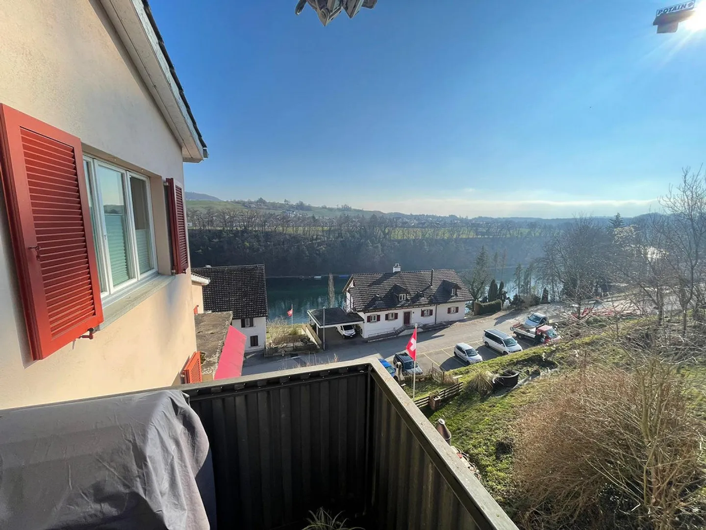 Renovierte Wohnung mit Rheinblick - Foto 2 von 10