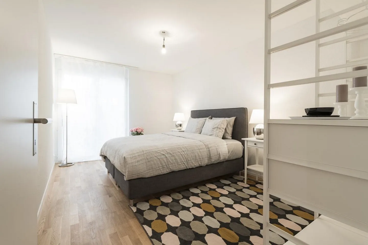 Penthouse apartment near city center - Photo 4 of 7