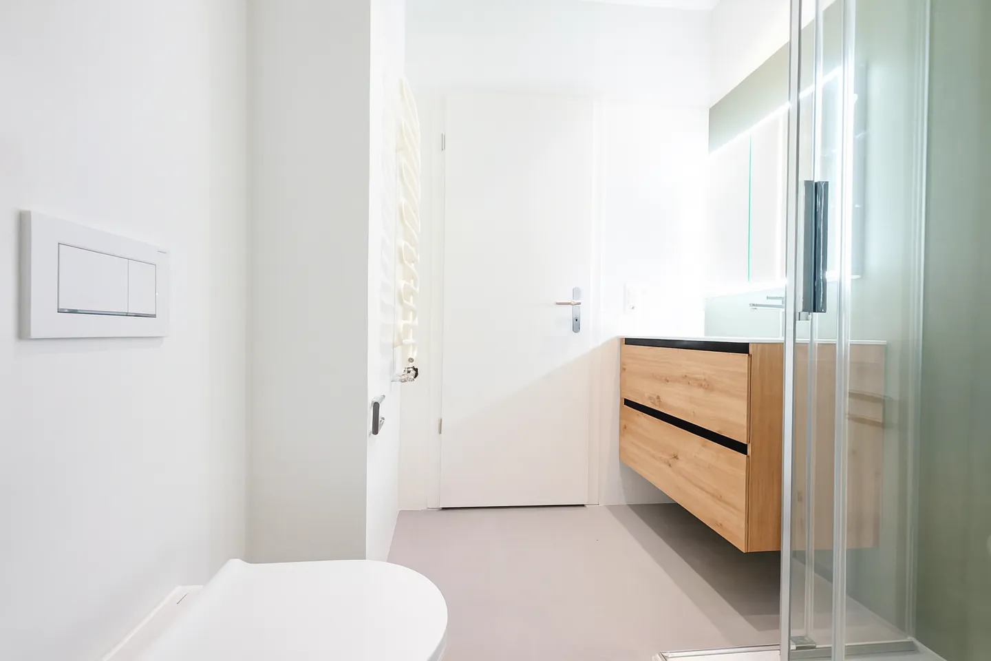 Erstvermietung einer traumhaften 5-Zimmer-Altbauwohnung nach kompletter Renovation - Foto 6 von 17