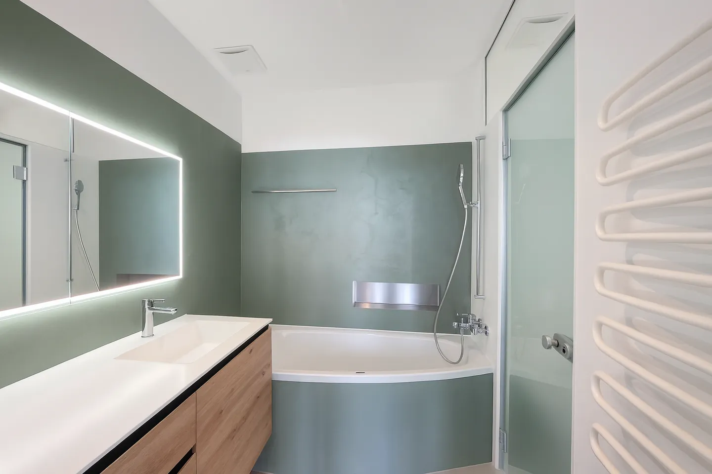 Erstvermietung einer traumhaften 5-Zimmer-Altbauwohnung nach kompletter Renovation - Foto 7 von 17