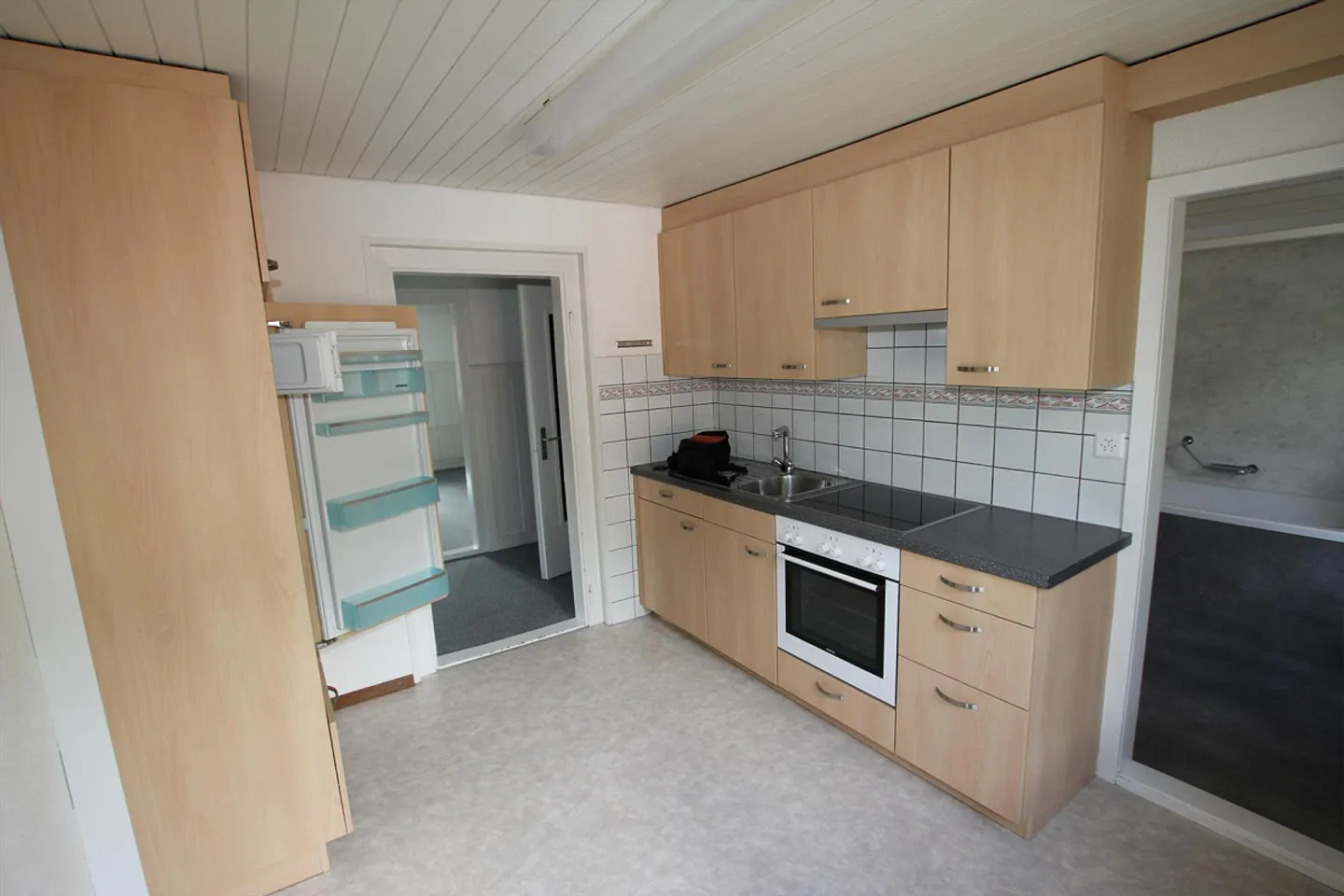 Charmante Dachwohnung - Foto 3 von 8